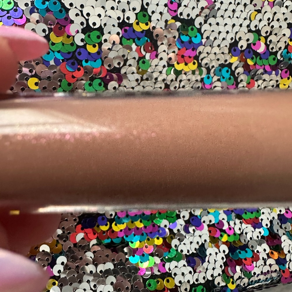 Jeffree Star Lip Gloss- Table Top - Picture 4 of 9